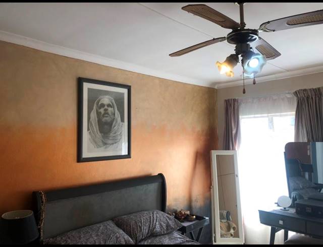 4 BEDROOM HOUSE FOR SALE IN KLOPPERPARK